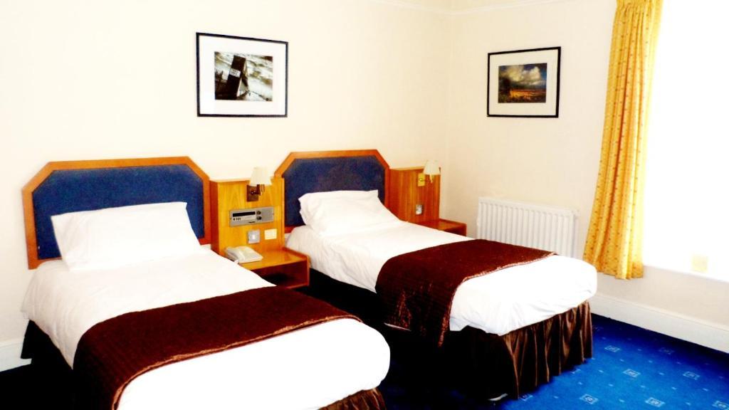 The Beeches Hotel Grimsby Rum bild